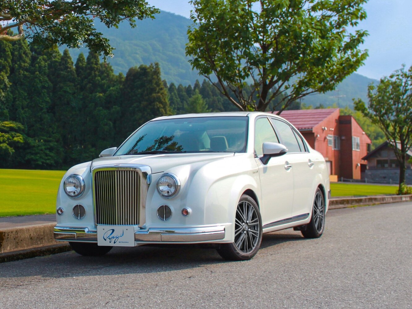 Mitsuoka Ryugi I (2015–2026) · 1.5hyb CVT (74 л.с.)