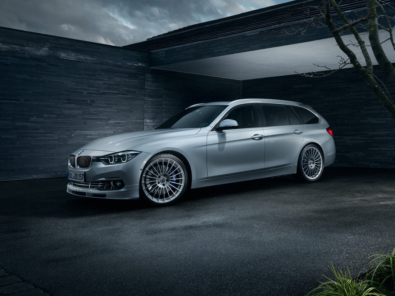 Alpina D3 F30 Рестайлинг (2017–2019) · 3.0d AT (350 л.с.) 4WD