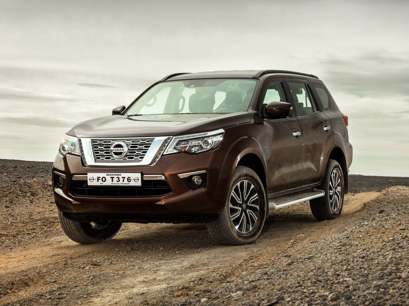 Nissan Terra I (2018–2023) · 2.5 AT (193 л.с.)