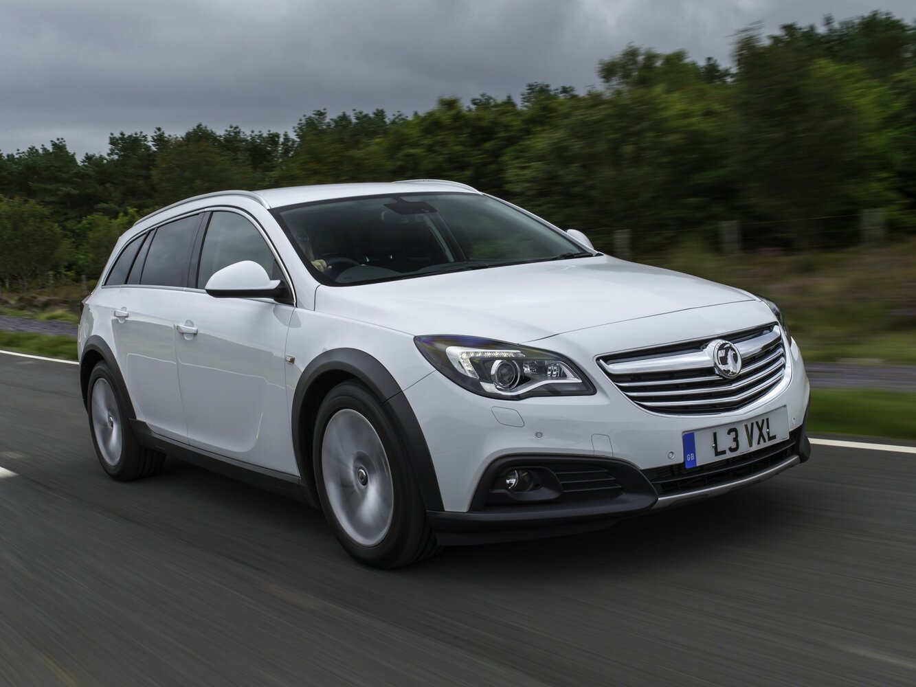 Country Tourer 1.6d MT (136 л.с.)