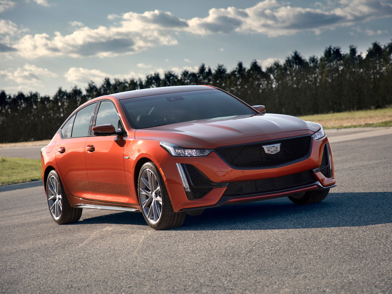 Cadillac CT5-V I (2019–2024) · 3.0 AT (355 л.с.) 4WD
