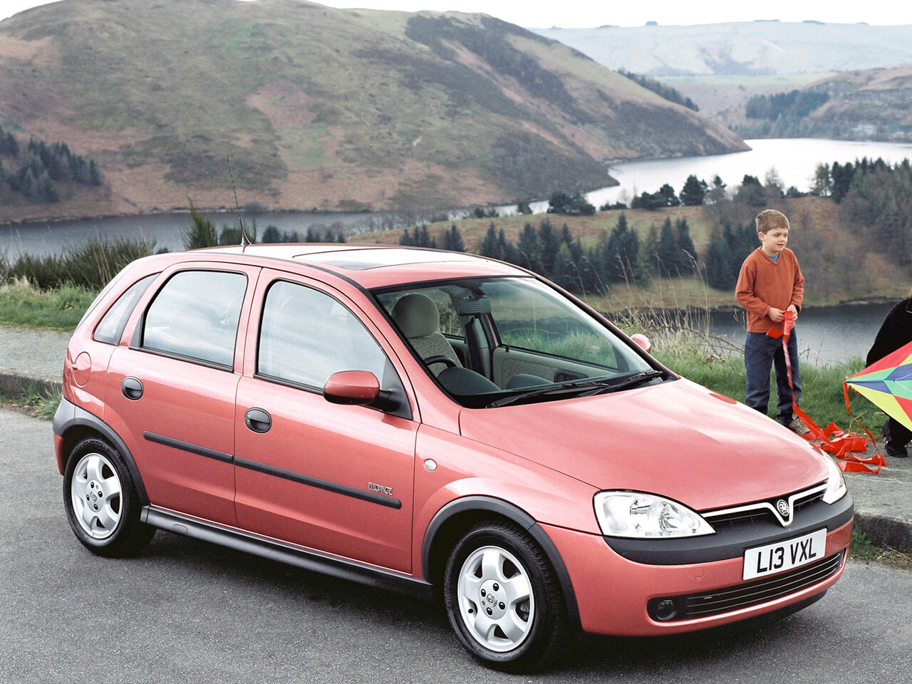Vauxhall Corsa C (2000–2003) · 1.8 MT (125 л.с.)