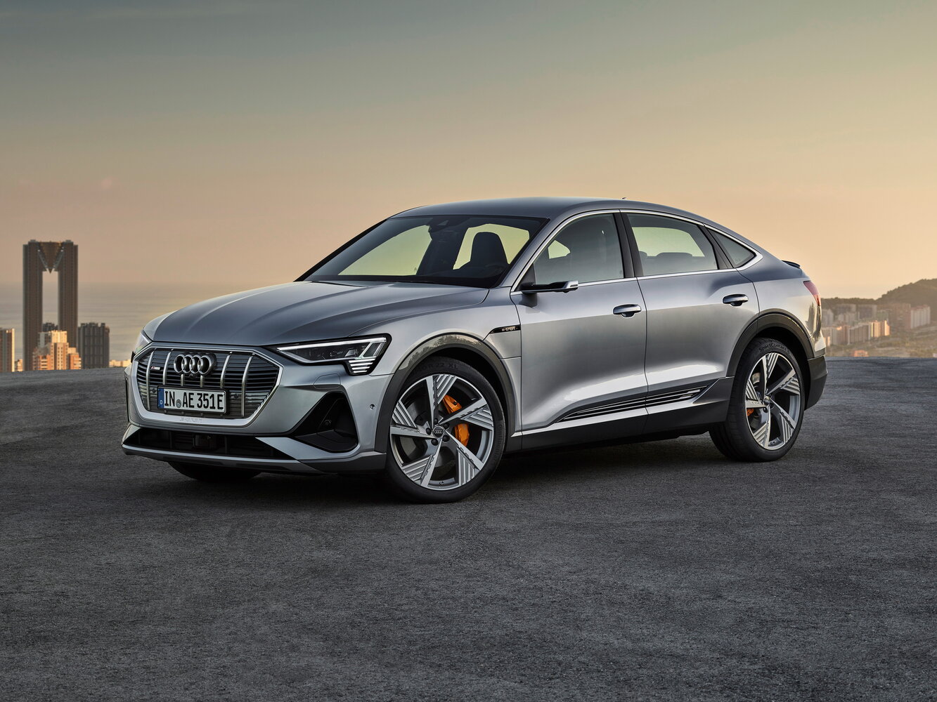 Audi e-tron Sportback I (2019–2022) · 55 Electro AT (300.0 кВт) 4WD