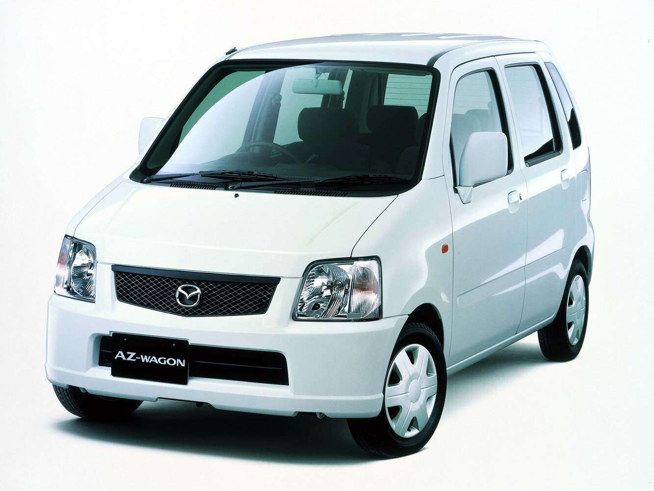Mazda AZ-Wagon II Рестайлинг (2001–2003) · 0.7 AT (64 л.с.) 4WD