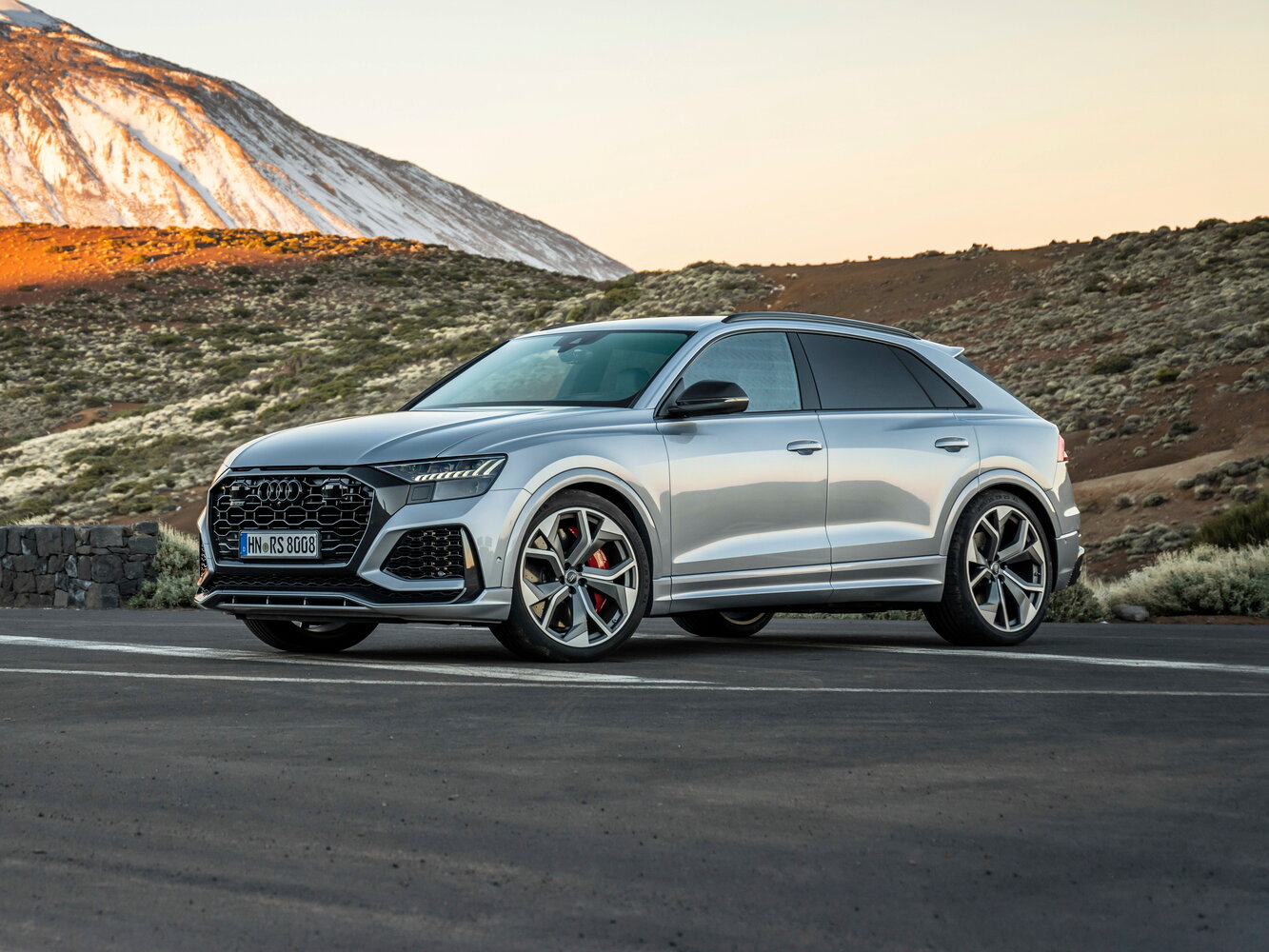 Audi RS Q8 I (2019–2024) · 4.0 AT (600 л.с.) 4WD
