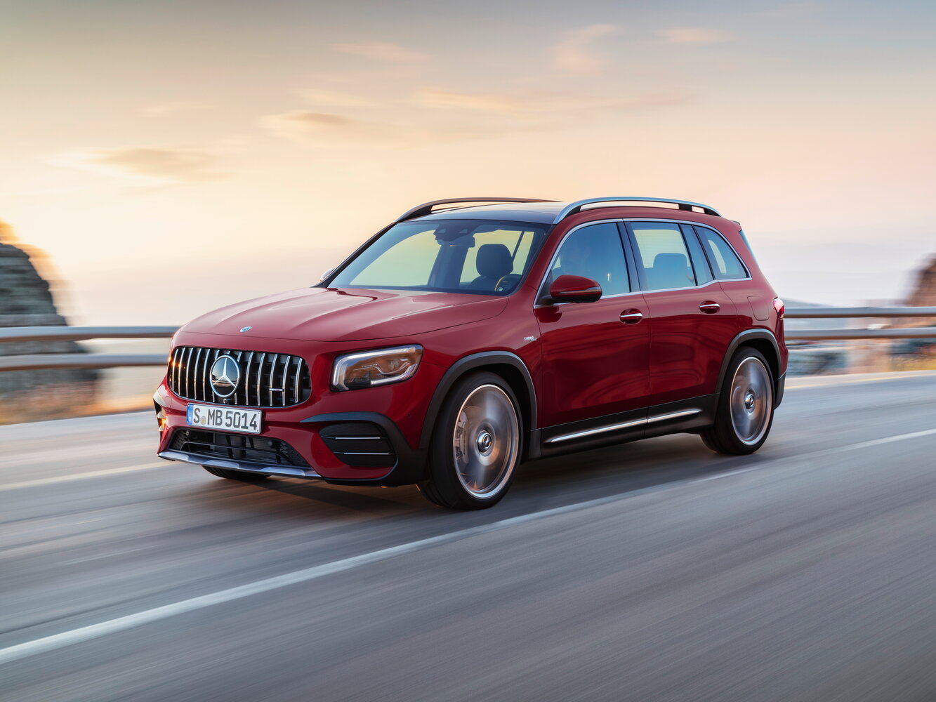 35 AMG 2.0 AMT (306 л.с.) 4WD