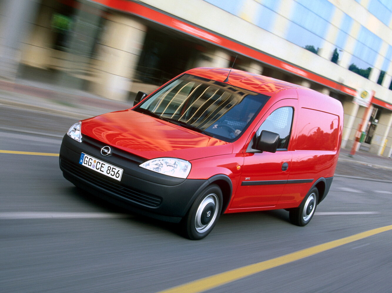 Opel Combo C (2001–2003) · 1.7d MT (65 л.с.)