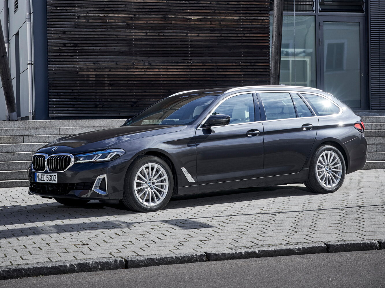 518d 2.0d AT (150 л.с.)