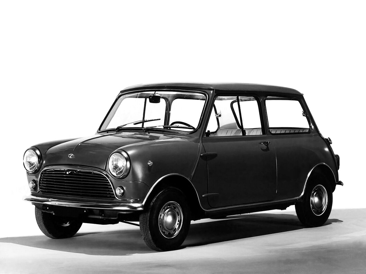 Innocenti Mini CKD (1965–1975) · Cooper 1.3 MT (67 л.с.)