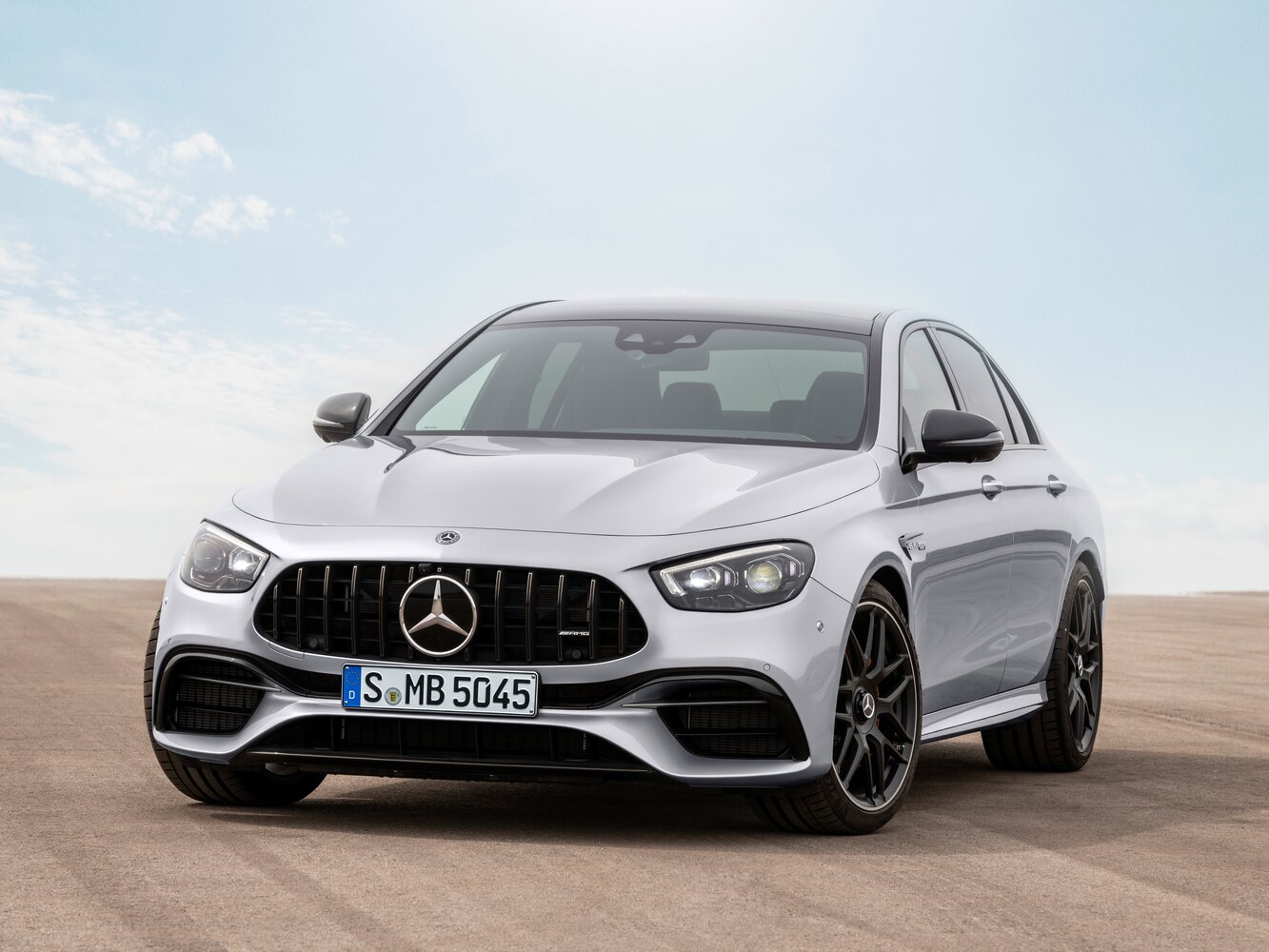 Mercedes-Benz E-Класс AMG V (W213) Рестайлинг (2020–2023) · 63 AMG 4.0 AT (571 л.с.) 4WD