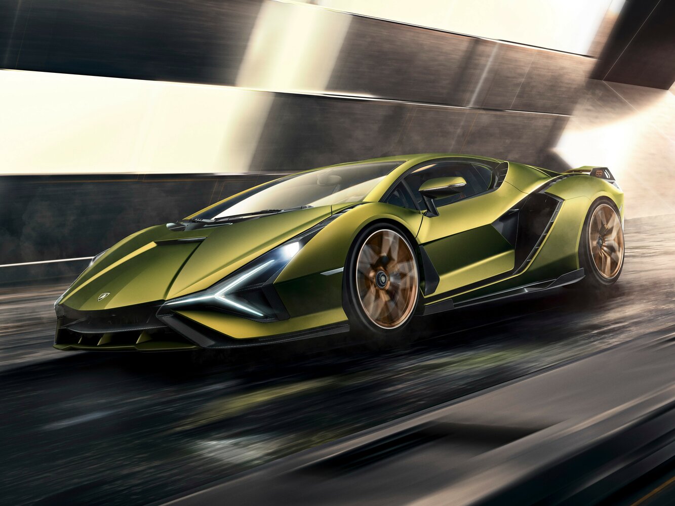Lamborghini Sián (2019–2022) · 6.5hyb AMT (819 л.с.) 4WD
