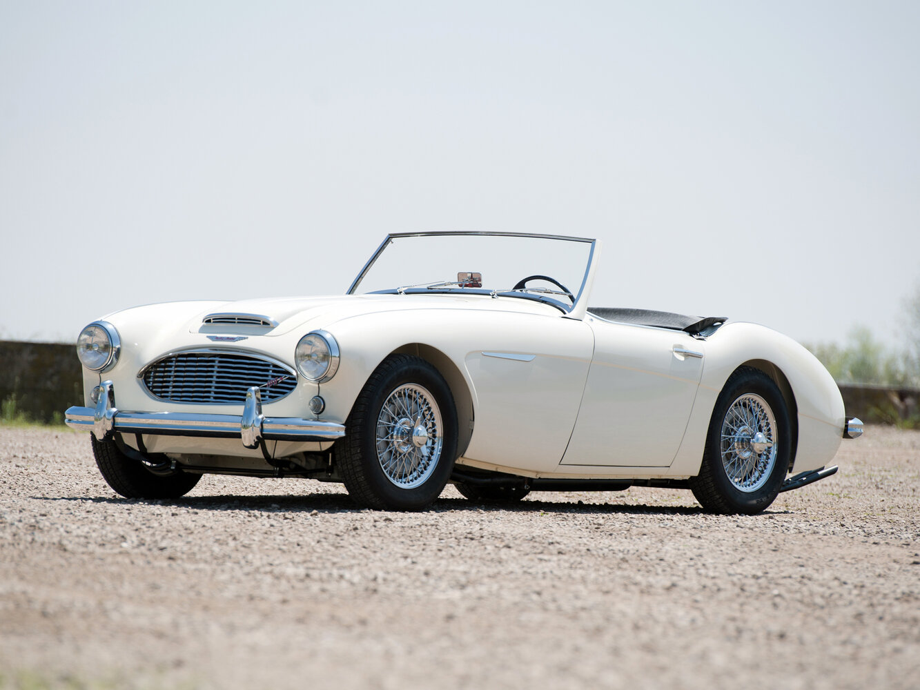 Austin Healey 100 100 (BN4/BN6) (1956–1959) · 2.6 MT (103 л.с.)
