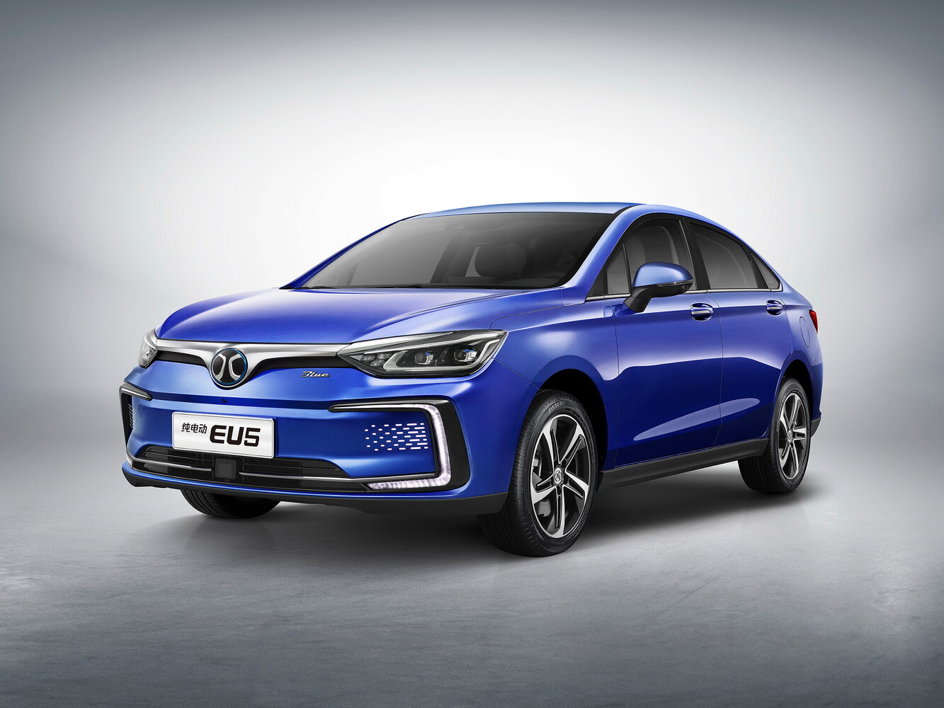 BAIC EU5 I (2018–2022) · R550 Electro AT (160.0 кВт)