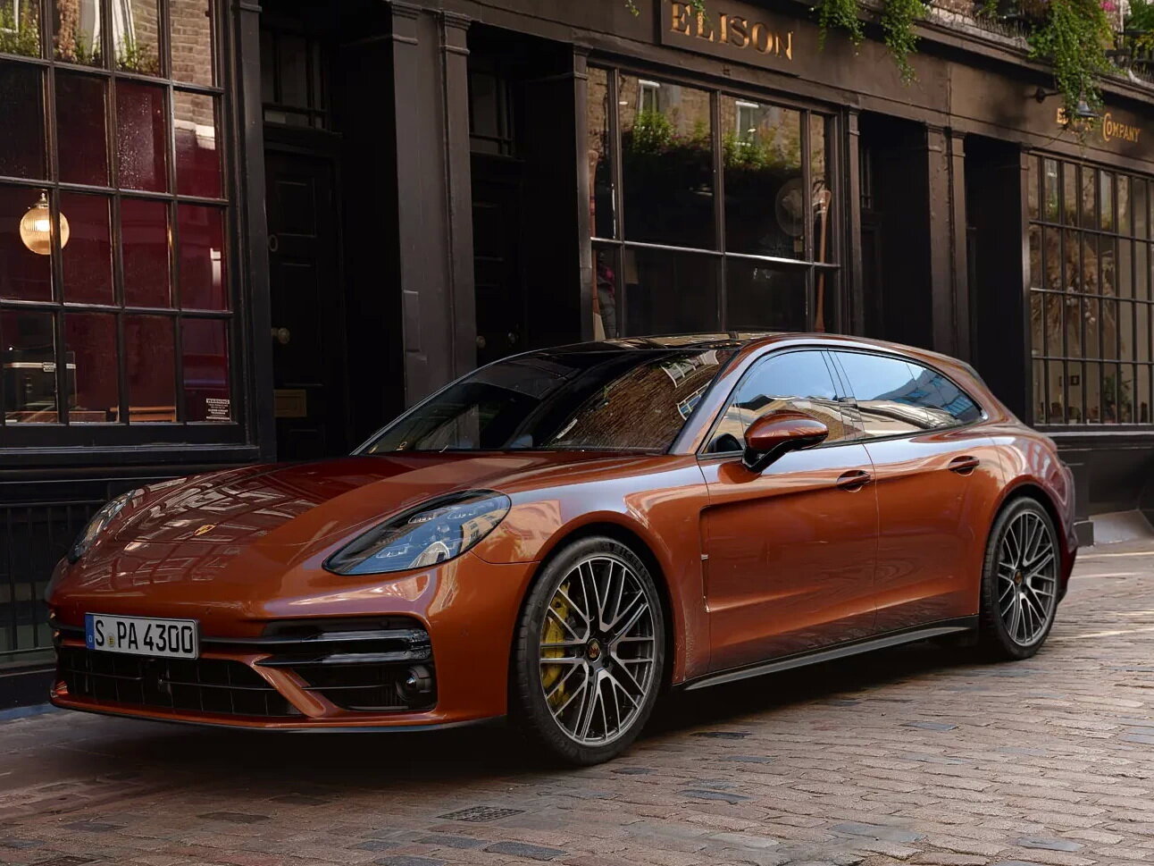 Porsche Panamera II Рестайлинг (2020–2024) · 4 Sport Turismo 2.9 AMT (330 л.с.) 4WD