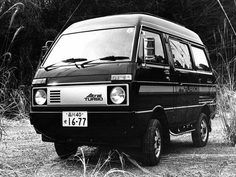 Daihatsu Atrai I (1981–1986) · 0.6 MT (29 л.с.)