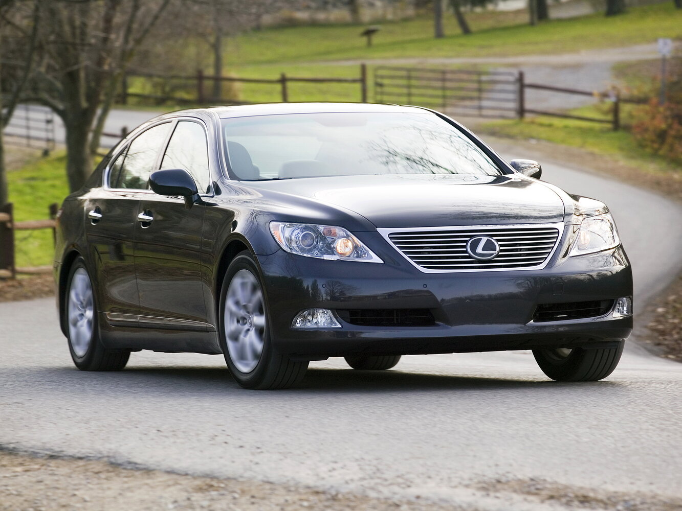 Lexus LS IV (2006–2009) · 460 L 4.6 AT (367 л.с.) 4WD