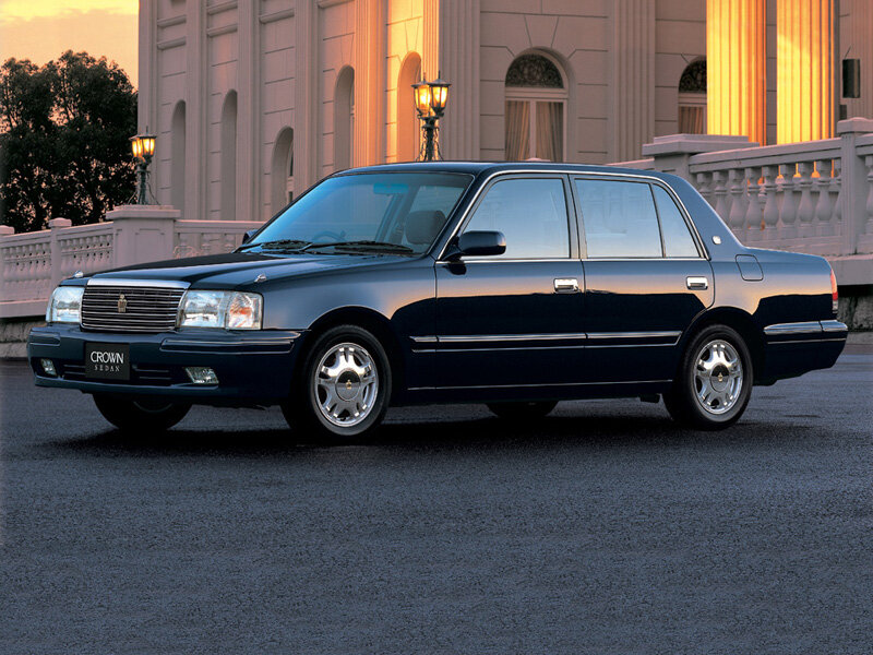 Toyota Crown XS10 (2001–2017) · Sedan 2.0 AT (143 л.с.)