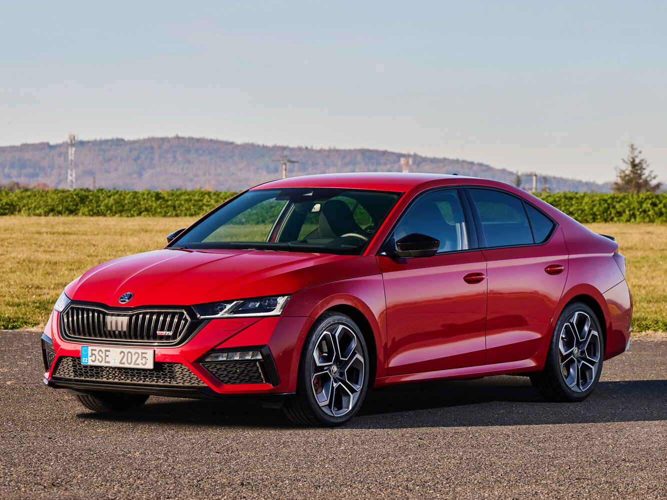Skoda Octavia RS IV (2020–2024) · 1.4hyb AMT (245 л.с.)