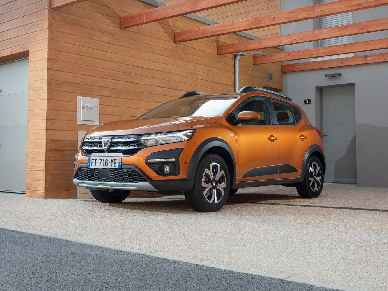 Stepway 1.0 CVT (90 л.с.)