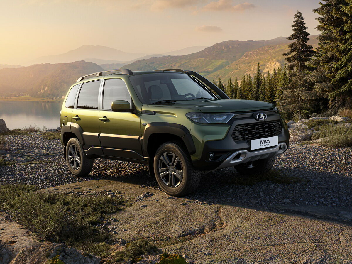 Lada (ВАЗ) Niva Travel I (2020–2026) · 1.7 MT (80 л.с.) 4WD