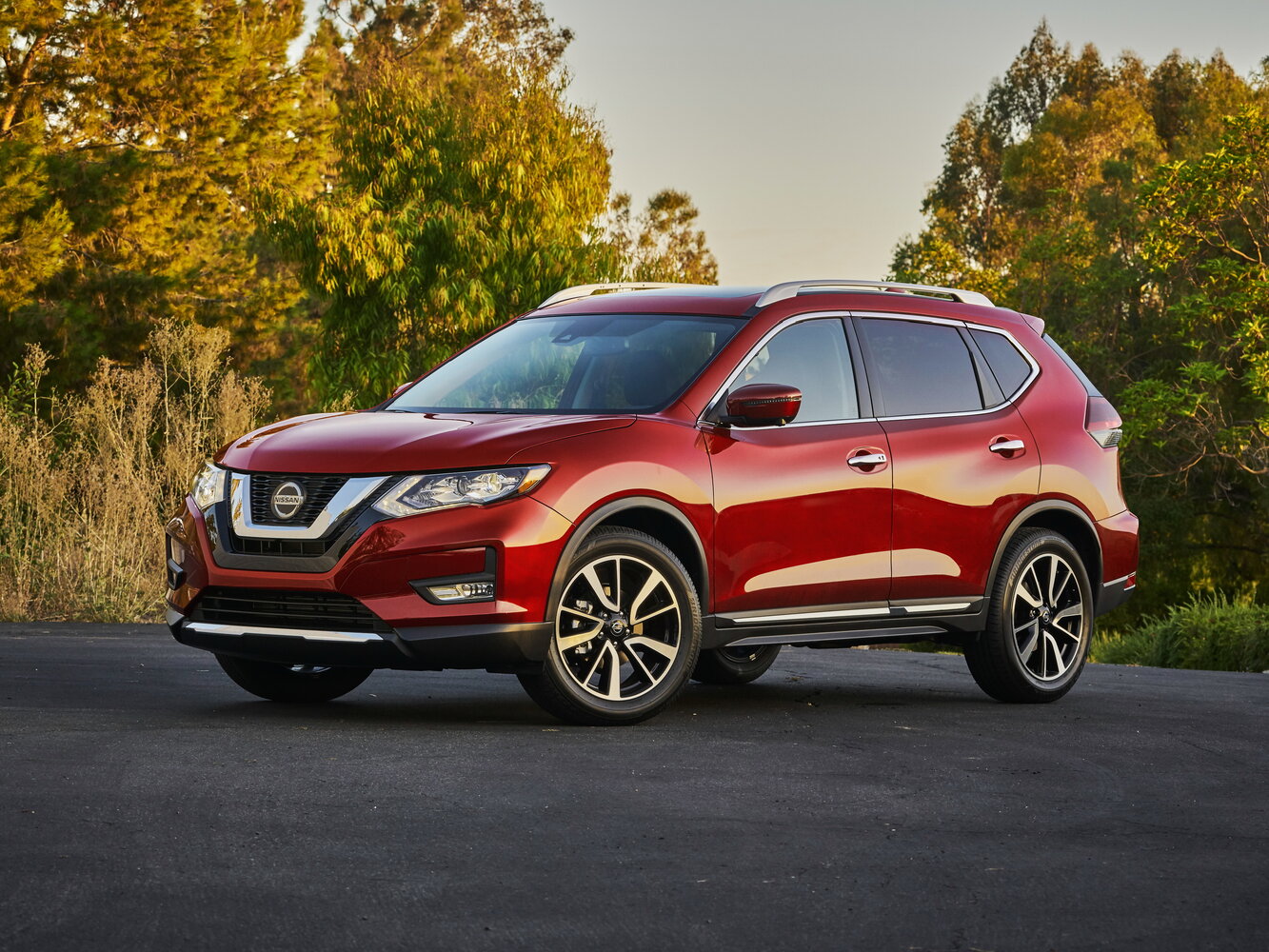 Nissan Rogue II Рестайлинг (2016–2020) · 2.5 CVT (170 л.с.) 4WD