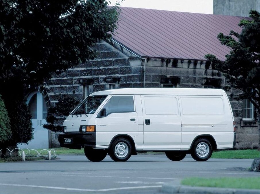 Mitsubishi Delica III (1986–1999) · 2.0 MT (91 л.с.) 4WD