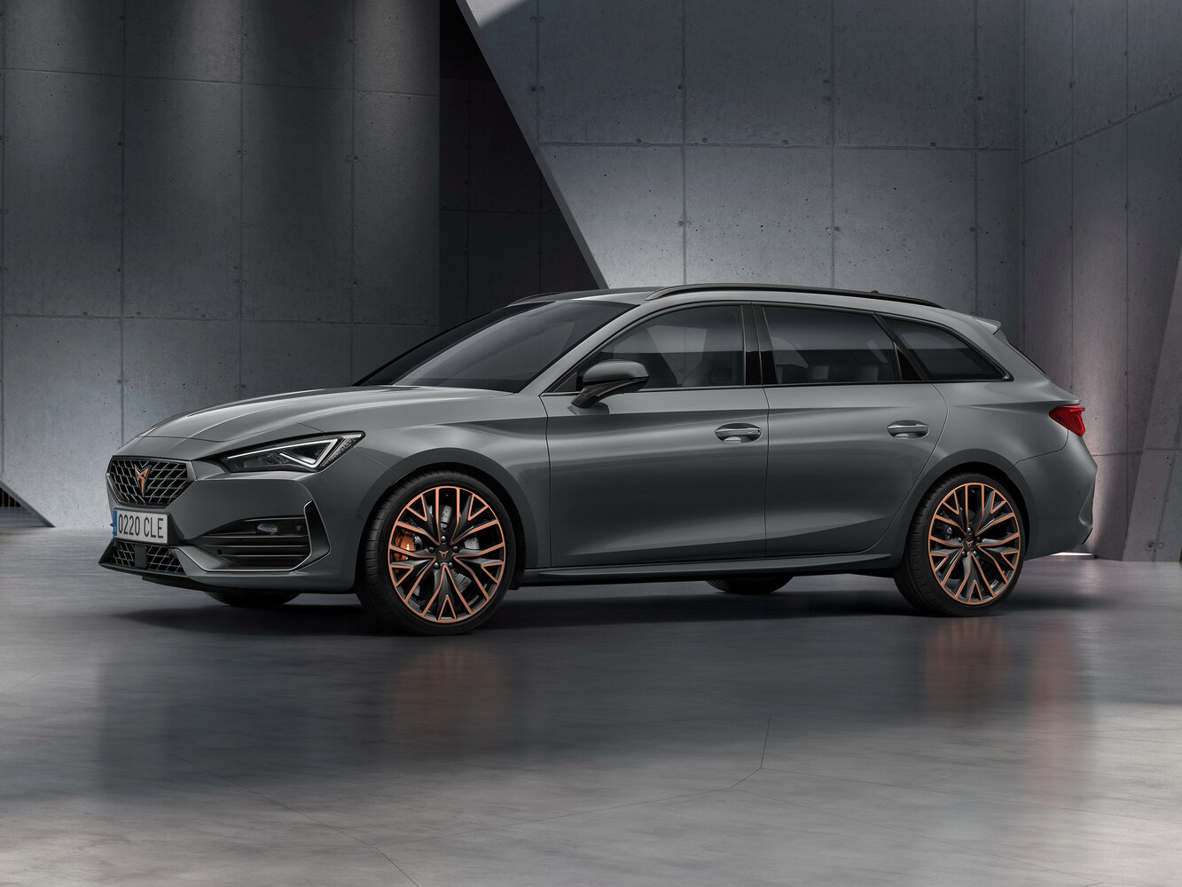 Cupra Leon I Поколение (2020–2024) · e-Hybrid 1.4hyb AMT (204 л.с.)