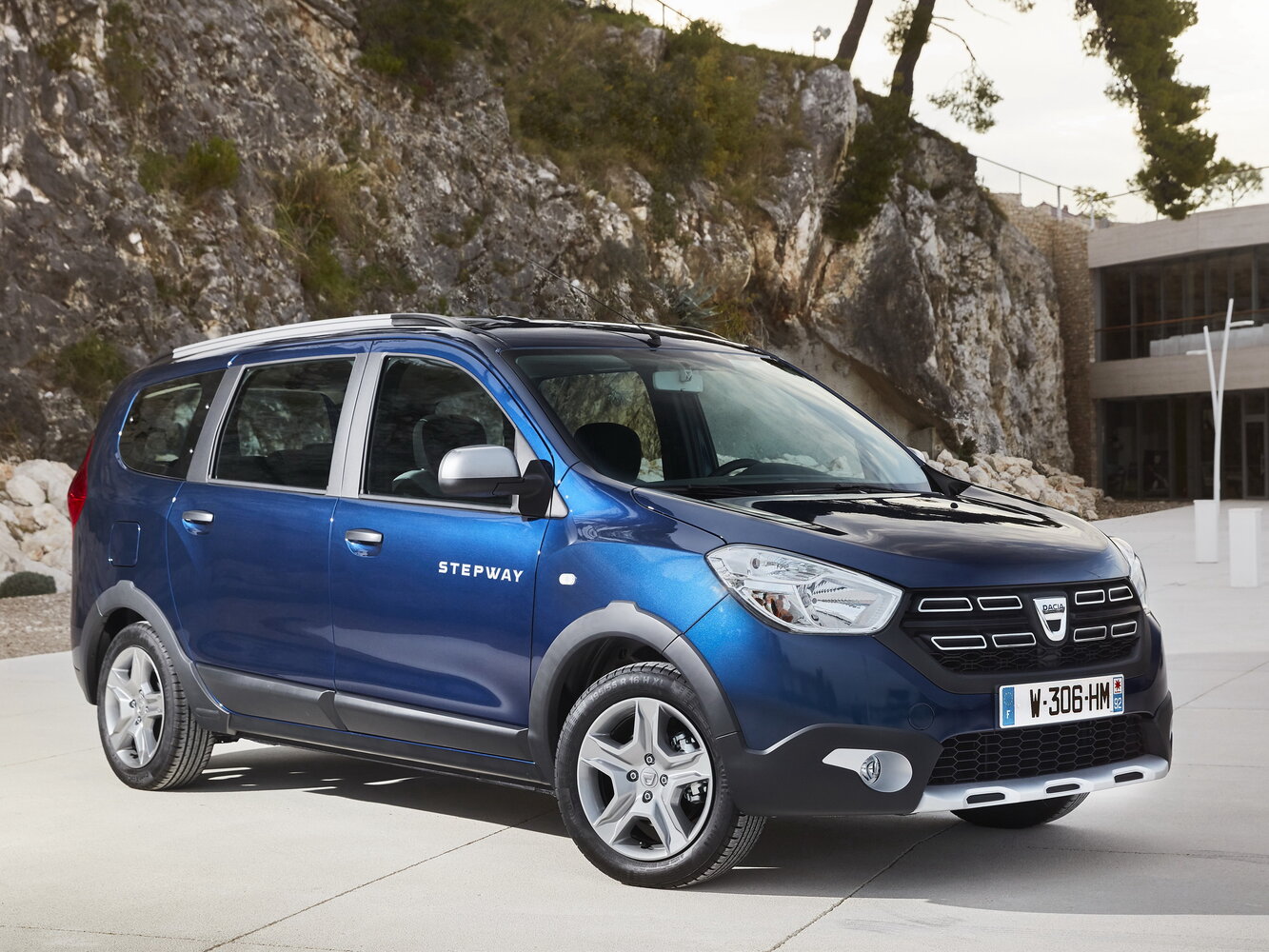 Dacia Lodgy I Рестайлинг (2017–2022) · Stepway 1.5d MT (110 л.с.)