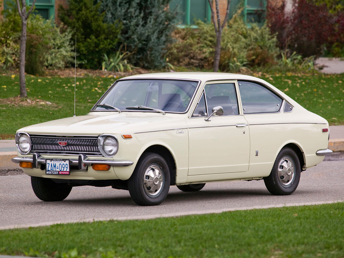 Toyota Corolla i (E10) (1966–1970) · 1.1 MT (60 л.с.)