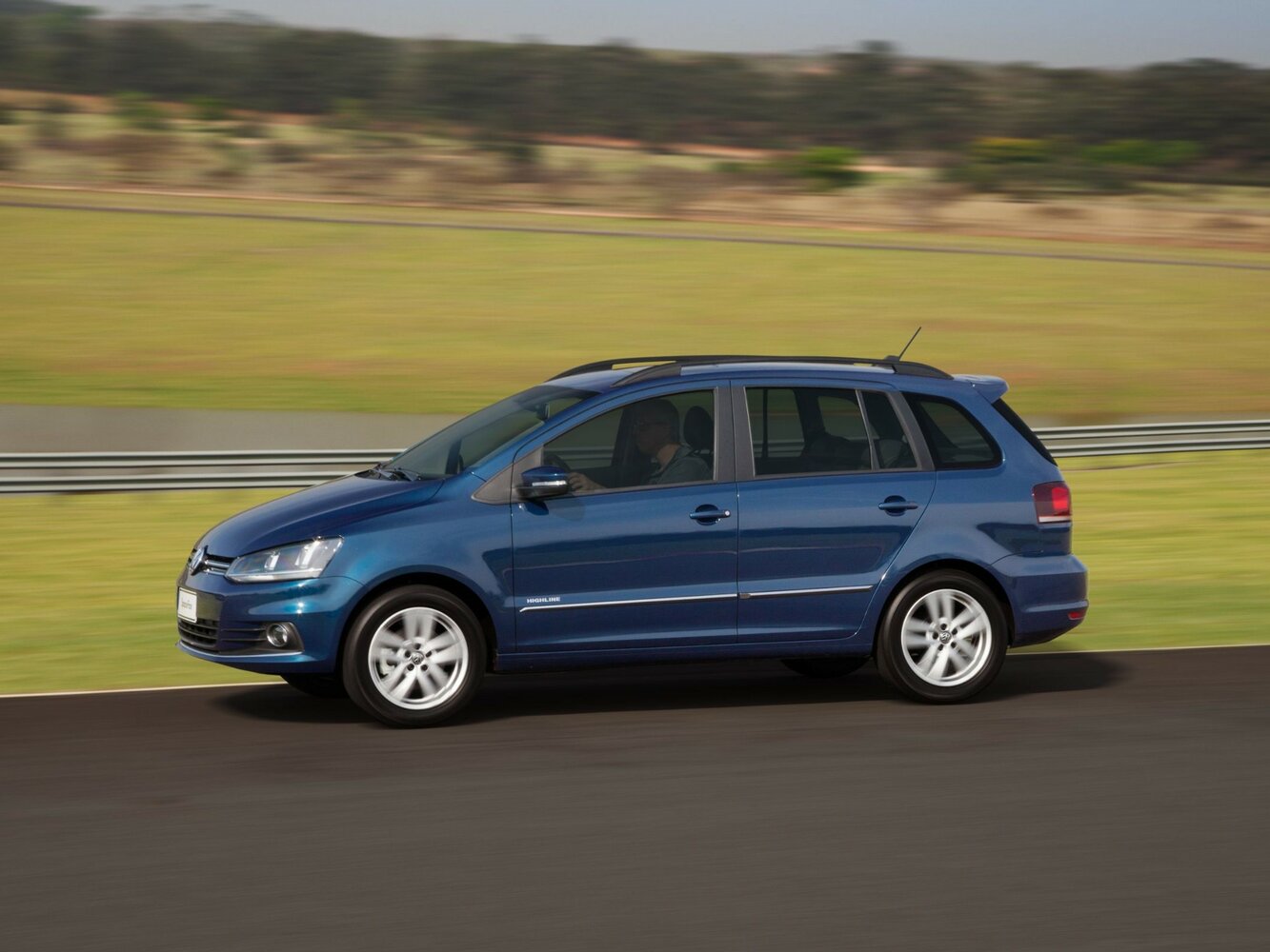 Volkswagen SpaceFox I (2006–2018) · 1.6 AT (101 л.с.)