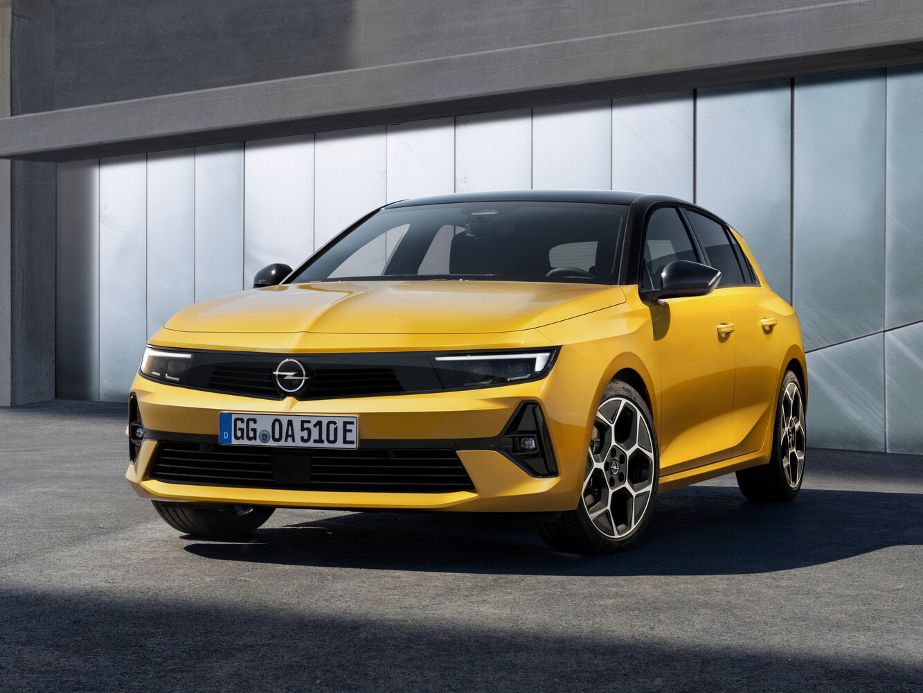 Opel Astra L (2021–2026) · 1.2 MT (110 л.с.)