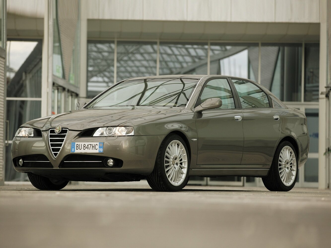 Alfa Romeo 166 I Рестайлинг (2003–2007) · 2.4d MT (185 л.с.)