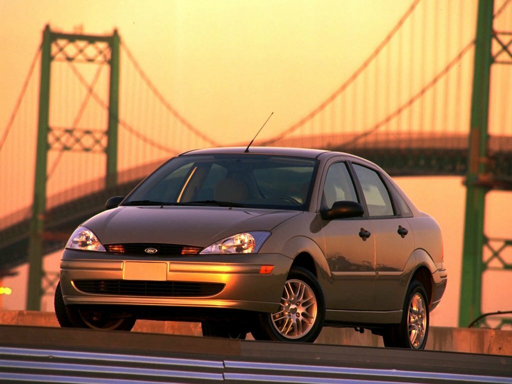 Ford Focus I (North America) (1999–2004) · 2.0 MT (111 л.с.)