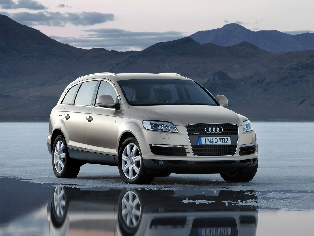 Audi Q7 I (4L) (2005–2009) · 3.0d AT (233 л.с.) 4WD