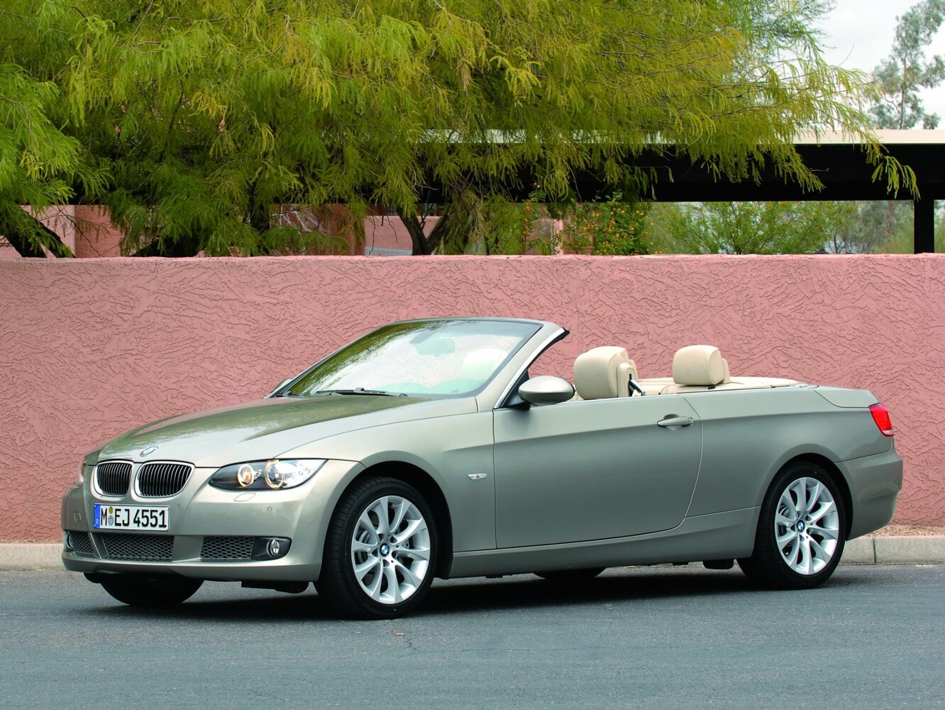 BMW 3 серии V (E90/E91/E92/E93) (2004–2010) · 320i 2.0 MT (170 л.с.)