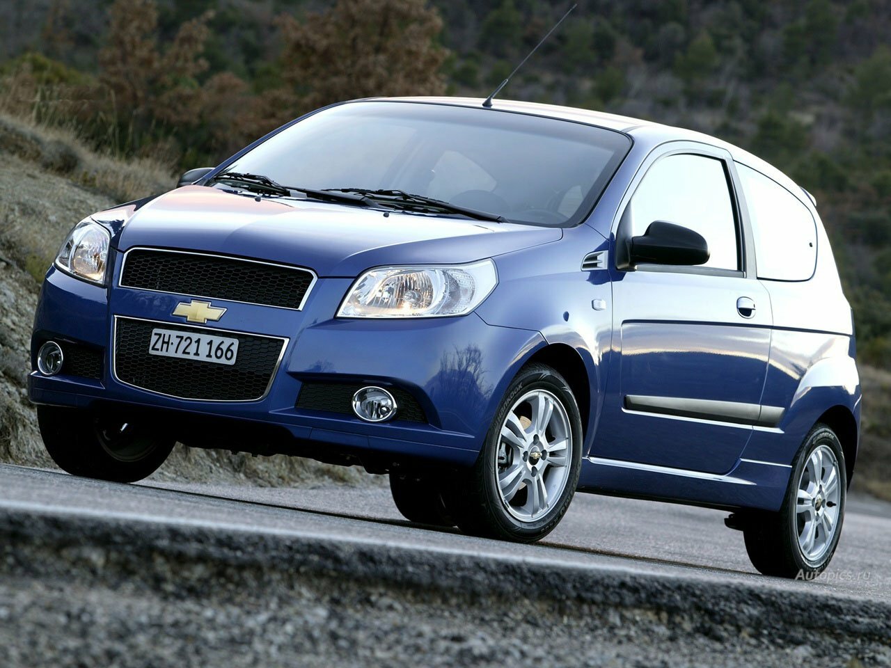 Chevrolet Aveo I Рестайлинг (2006–2012) · 1.2 MT (84 л.с.)