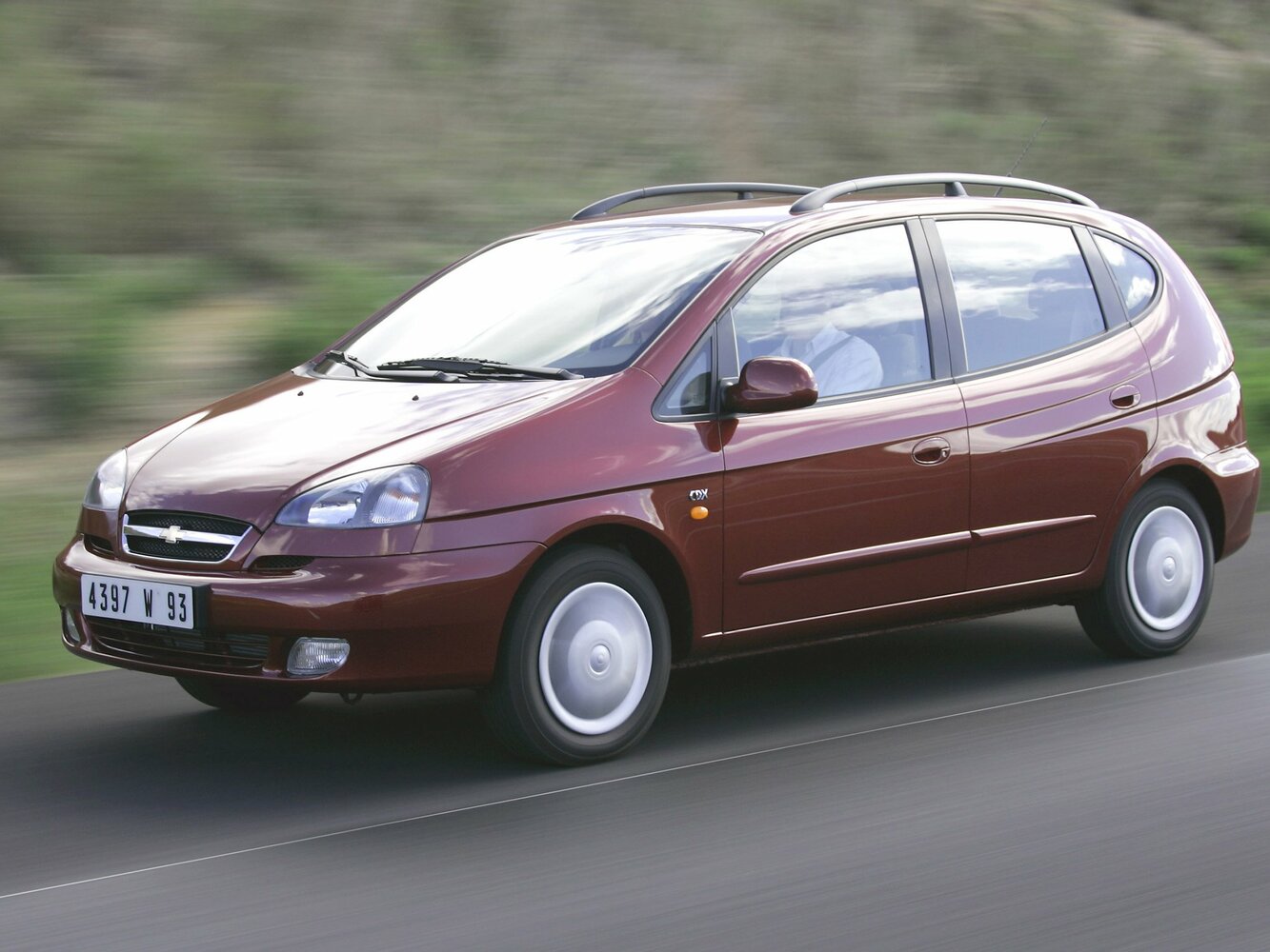 Chevrolet Rezzo (2000–2008) · 1.6 MT (105 л.с.)