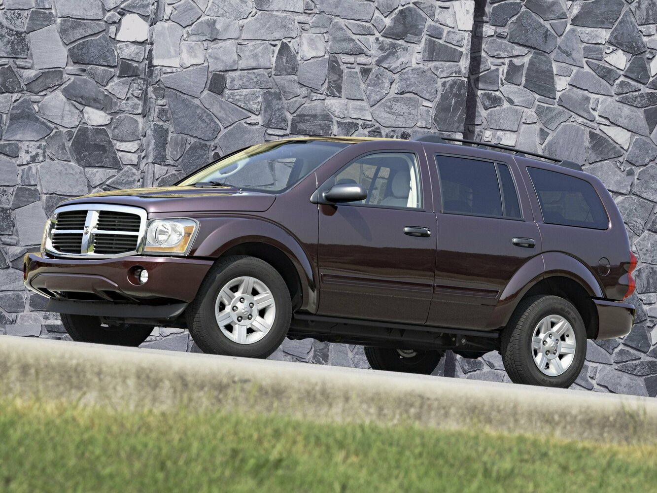 Dodge Durango II (2003–2006) · 3.7 AT (214 л.с.)