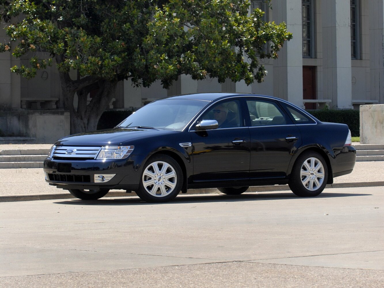 Ford Taurus V (2007–2009) · 3.5 AT (263 л.с.) 4WD