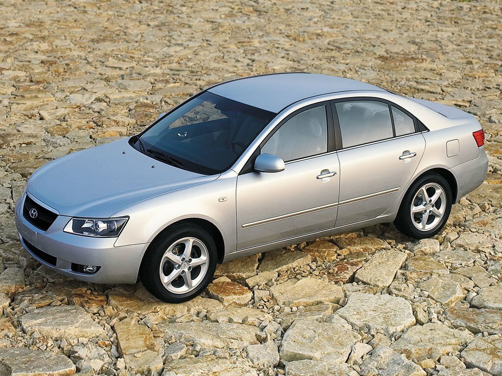 Hyundai Sonata V (NF) (2004–2008) · 2.0 MT (152 л.с.)