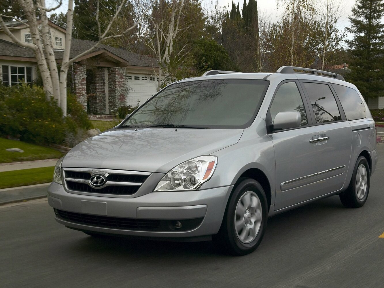 Hyundai Entourage (2006–2009) · 3.8 AT (245 л.с.)