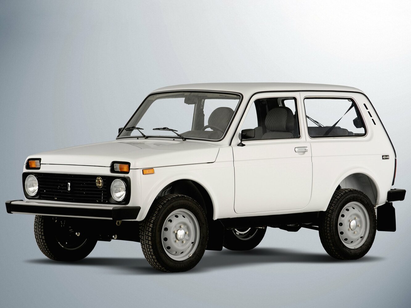 1.6 MT (73 л.с.) 4WD