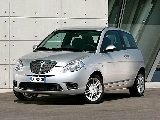 Lancia Ypsilon II (Type 843) Рестайлинг (2006–2011) · 1.3d MT (75 л.с.)