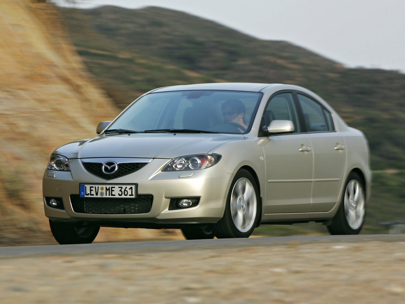 Mazda 3 I (BK) Рестайлинг (2006–2009) · 2.3 AT (151 л.с.)