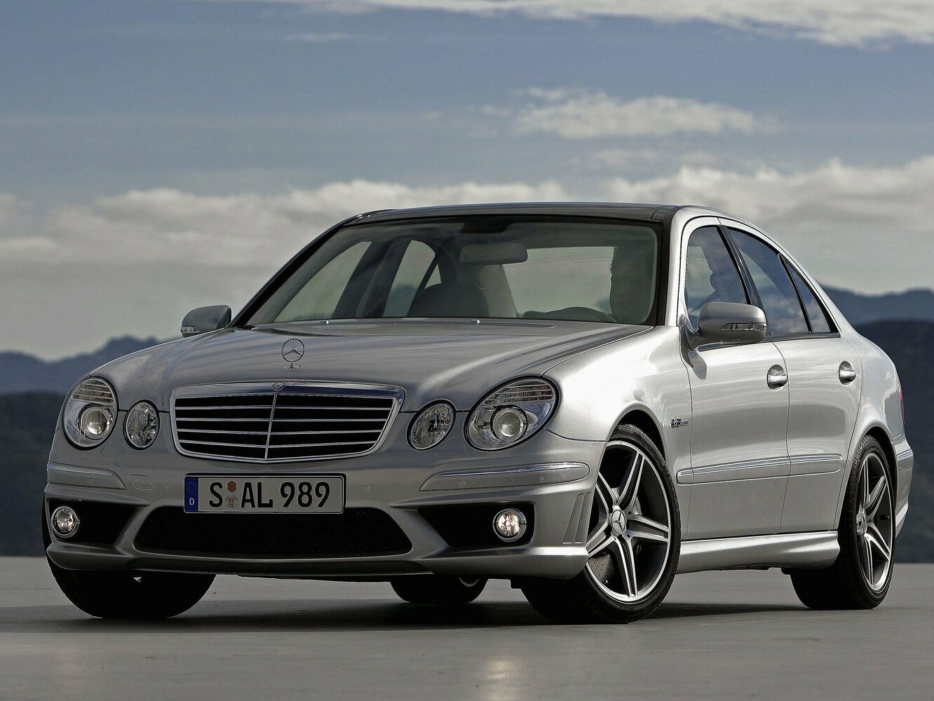 Mercedes-Benz E-Класс AMG III (W211, S211) Рестайлинг (2006–2009) · 63 AMG 6.2 AT (514 л.с.)