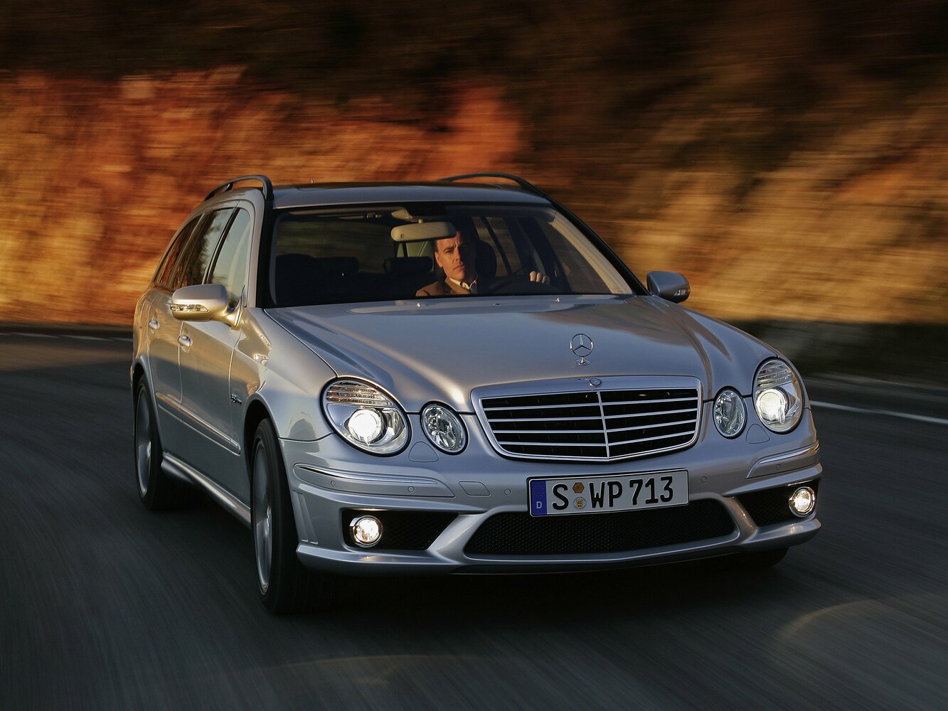 63 AMG 6.2 AT (514 л.с.)