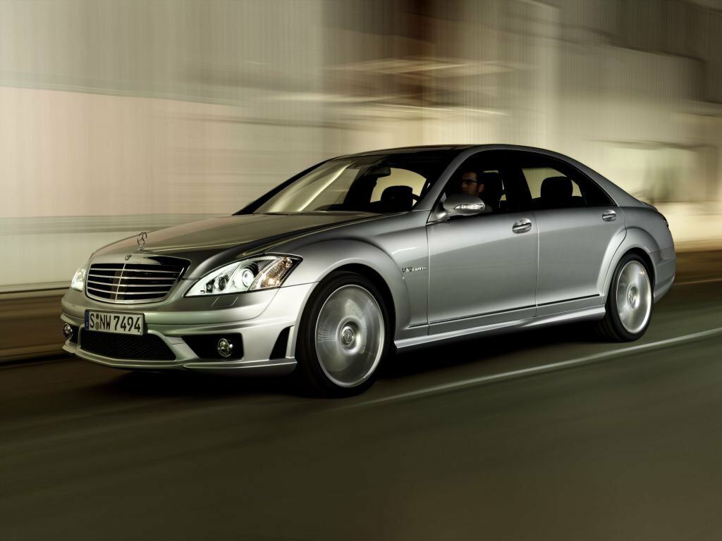63 AMG Long 6.2 AT (525 л.с.)