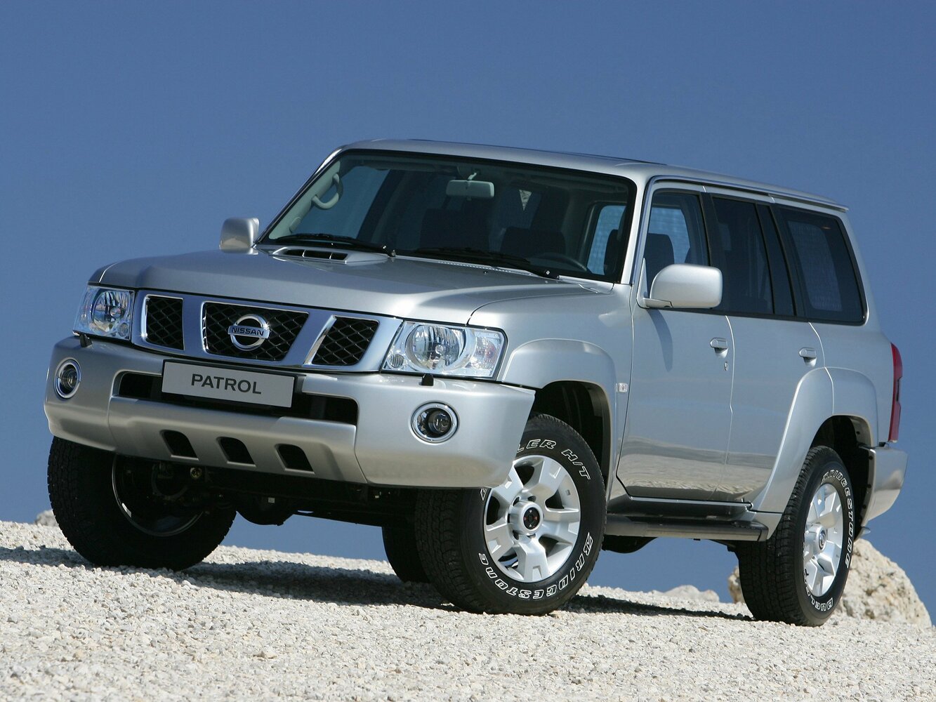 Nissan Patrol V (Y61) Рестайлинг (2004–2024) · 4.8 MT (245 л.с.) 4WD