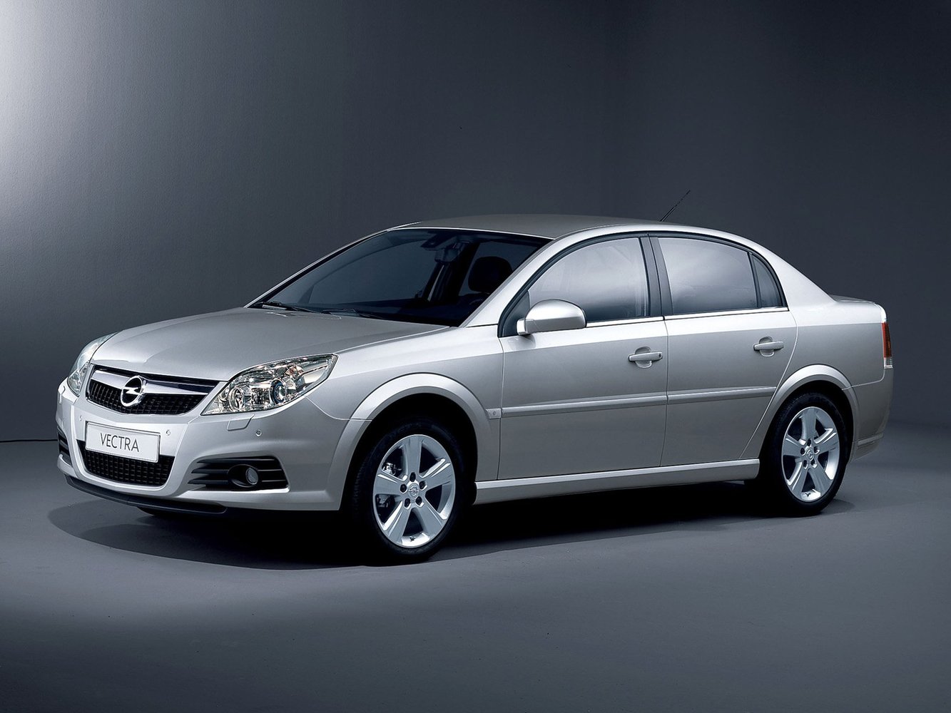 Opel Vectra C Рестайлинг (2005–2008) · 2.2 MT (155 л.с.)