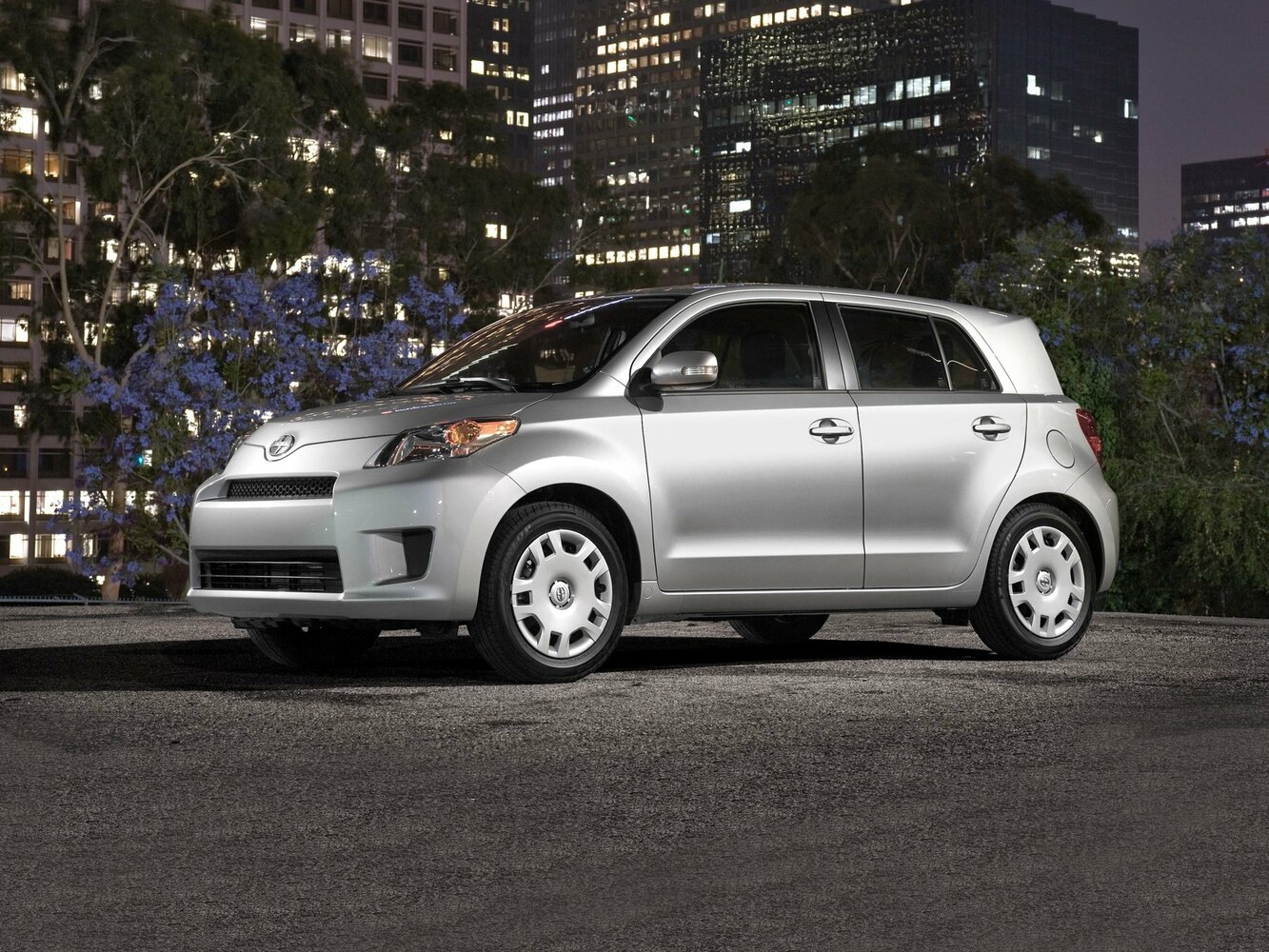 Scion xD (2008–2014) · 1.8 AT (128 л.с.)
